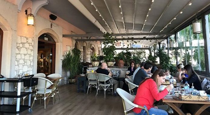 İzmir’de Ev Yemekleri Yiyebileceğiniz 10 Mekan