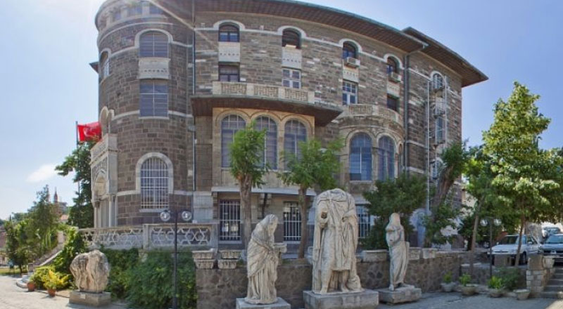 İzmir Etnografya Müzesi